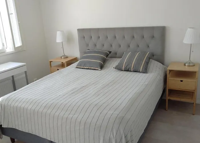 Uudehko Rivitalokaksio 60 M2, Sauna *